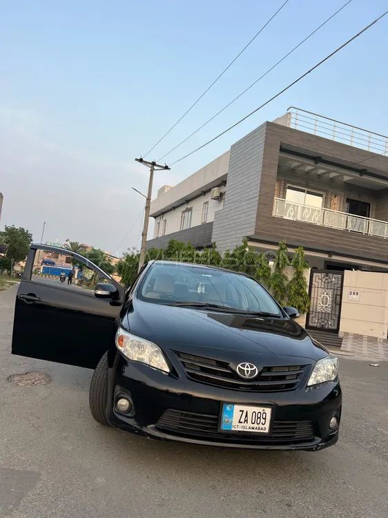 Toyota Corolla 2011 for Sale in Lahore Image-1