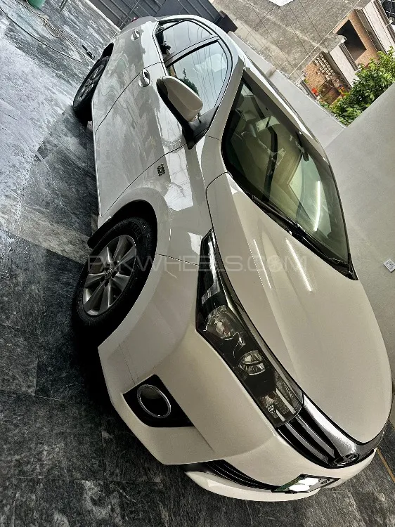 Toyota Corolla 2016 for Sale in Lahore Image-1