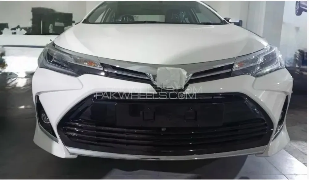 Toyota Corolla 2025 for Sale in Faisalabad Image-1