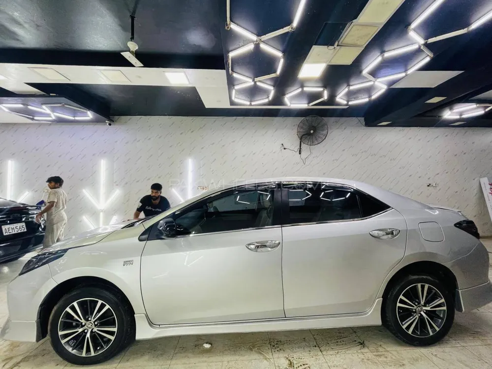 Toyota Corolla 2023 for Sale in Lahore Image-1