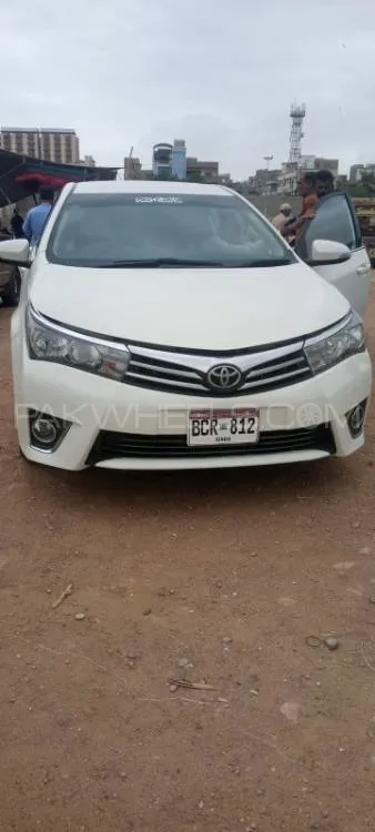 Toyota Corolla 2015 for Sale in Karachi Image-1