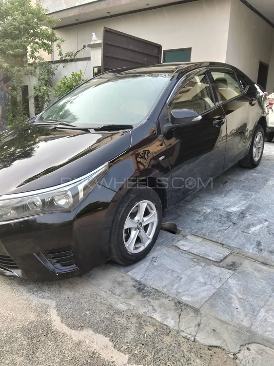 Toyota Corolla 2015 for Sale in Lahore Image-1