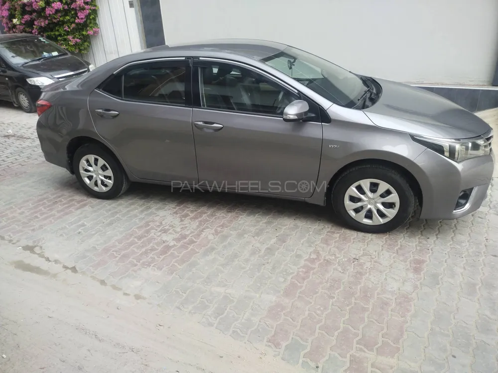 Toyota Corolla 2016 for Sale in Bahawalpur Image-1