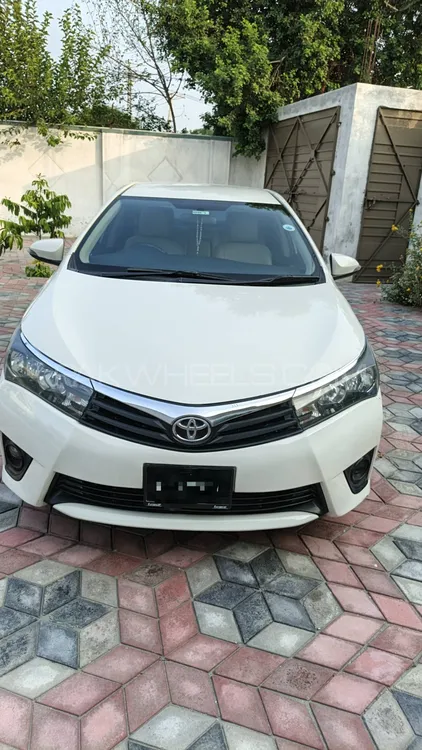 Toyota Corolla 2015 for Sale in Charsadda Image-1