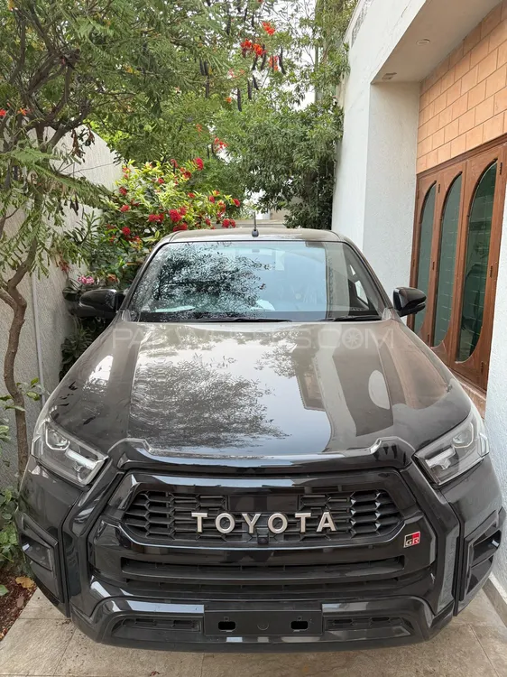 Toyota Hilux 2025 for Sale in Karachi Image-1