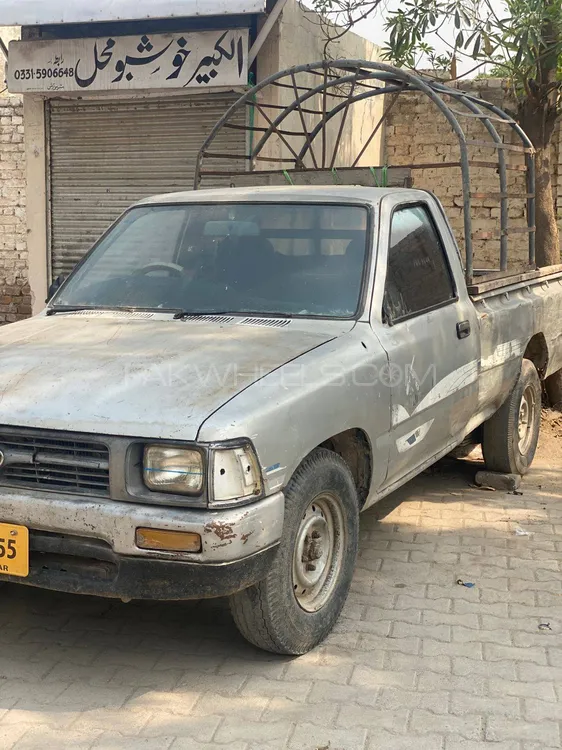 Toyota Hilux 1993 for Sale in Peshawar Image-1