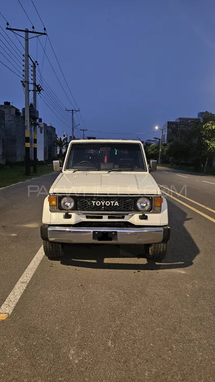 Toyota Land Cruiser 1984 for Sale in Lahore Image-1