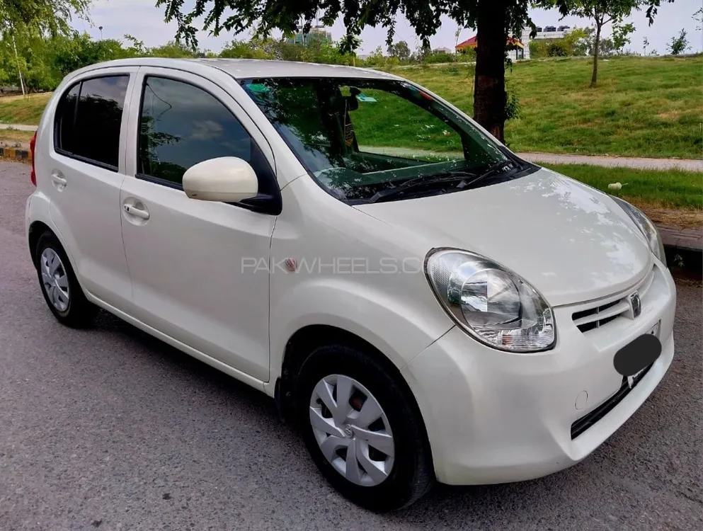 Toyota Passo 2010 for Sale in Islamabad Image-1