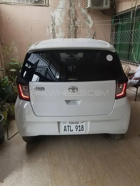 Toyota Pixis Epoch 2022 for Sale in Karachi Image-1
