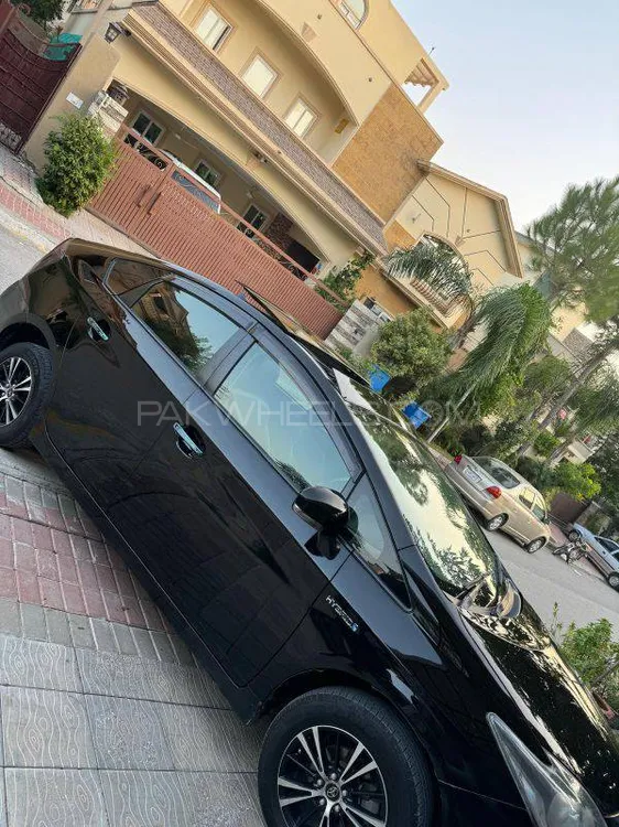 Toyota Prius 2014 for Sale in Rawalpindi Image-1