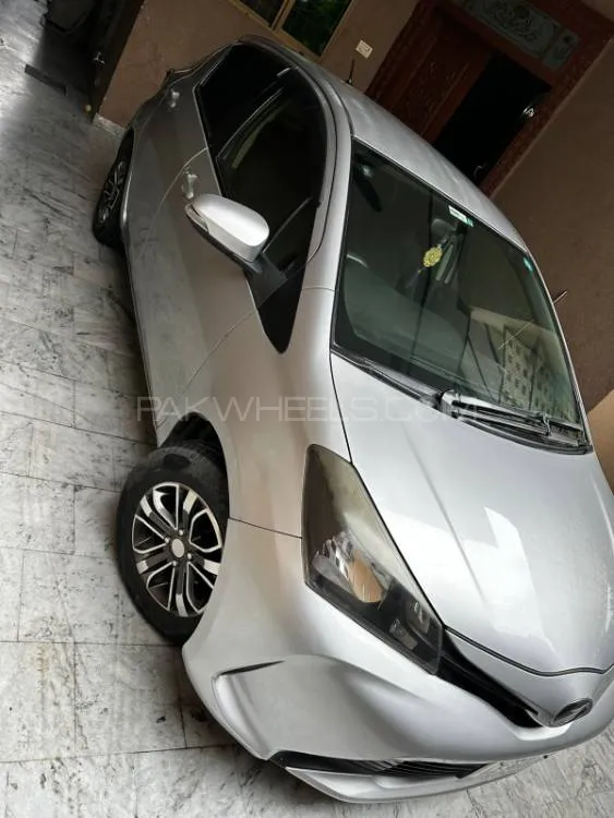Toyota Vitz 2014 for Sale in Gujranwala Image-1