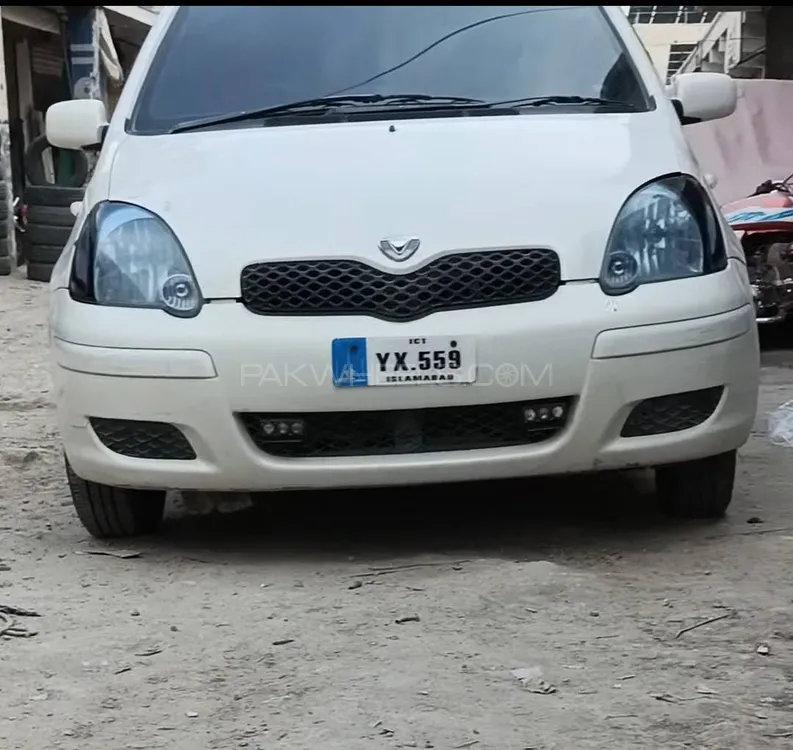Toyota Vitz 2002 for Sale in Dera ismail khan Image-1