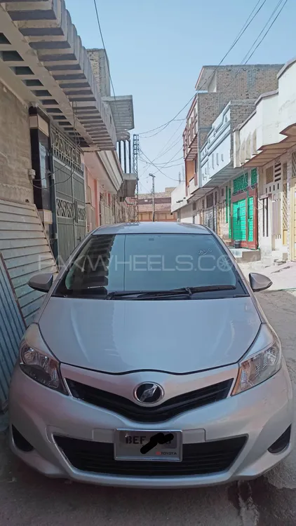 Toyota Vitz 2011 for Sale in Quetta Image-1