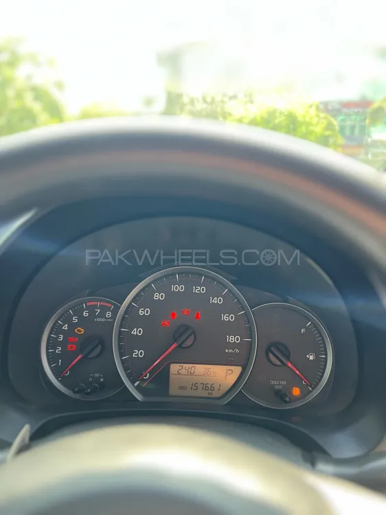 Toyota Vitz 2013 for Sale in Islamabad Image-1