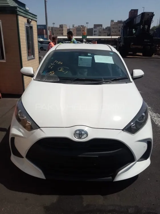 Toyota Yaris Hatchback 2020 for Sale in Karachi Image-1