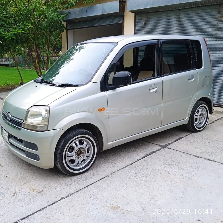 Daihatsu Move 2005 for Sale in Kamra Image-1