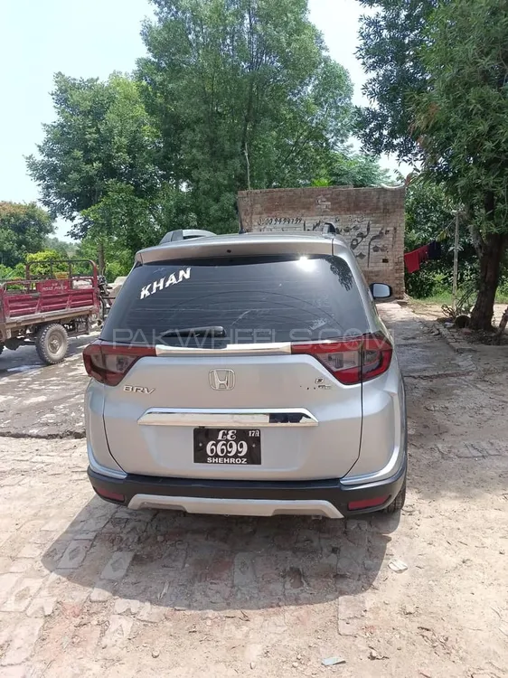 Honda BR-V 2017 for Sale in Pattoki Image-1