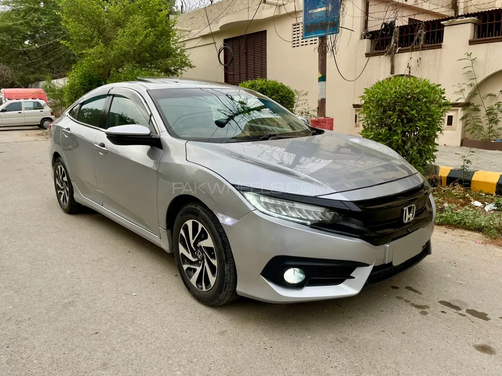 Honda Civic 2017 for Sale in Karachi Image-1