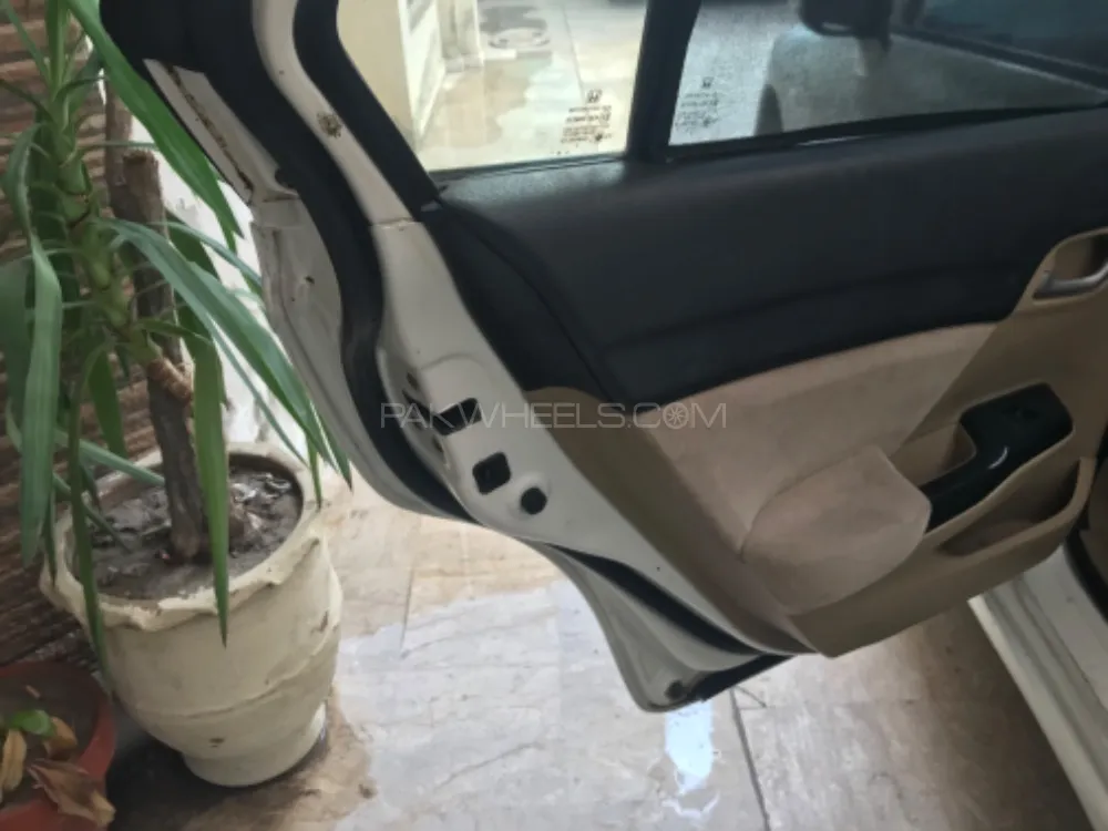 Honda Civic 2013 for Sale in Lahore Image-1