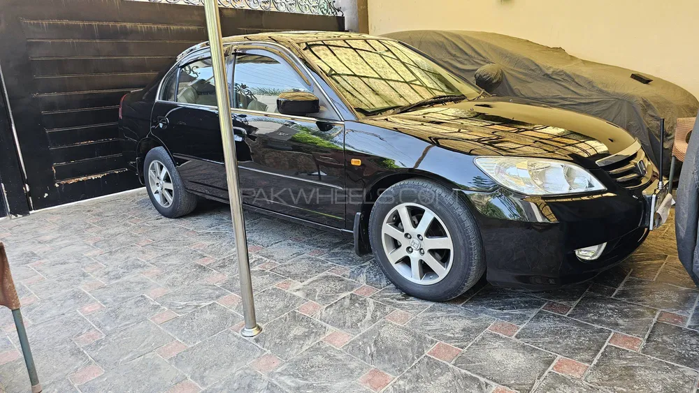 Honda Civic 2005 for Sale in Lahore Image-1
