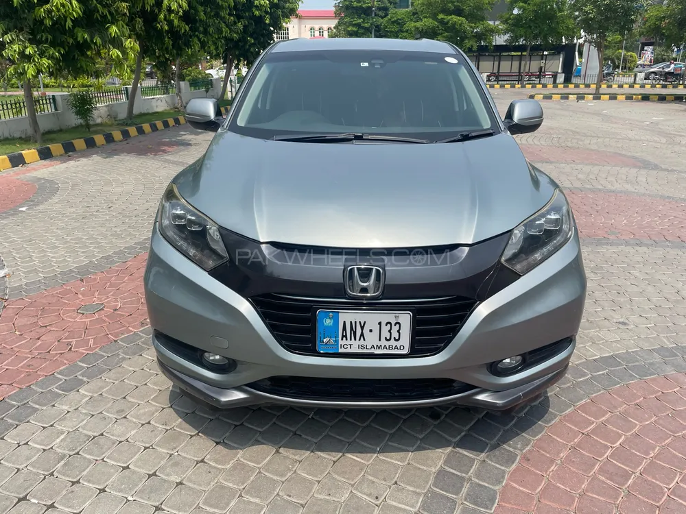 Honda Vezel 2013 for Sale in Lahore Image-1
