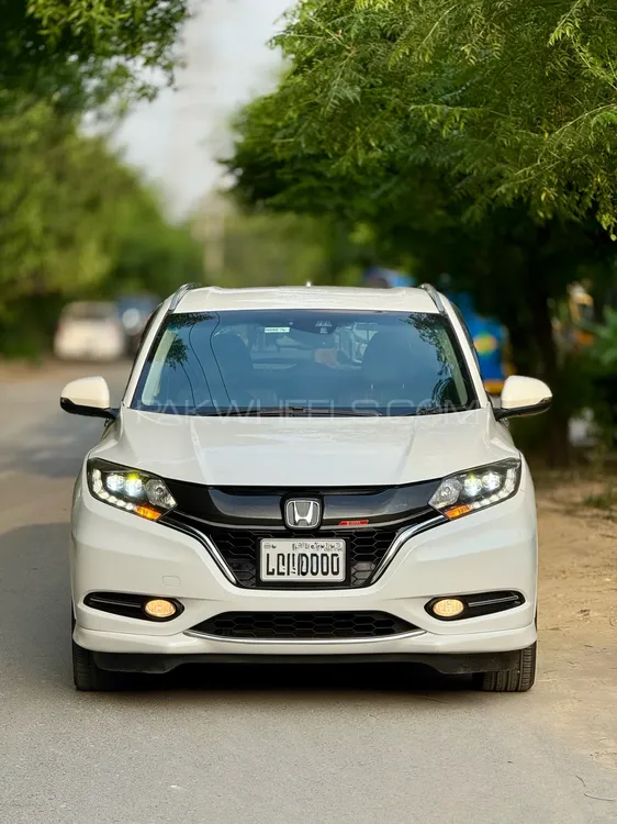 Honda Vezel 2015 for Sale in Lahore Image-1