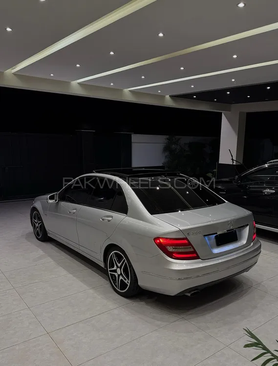 Mercedes Benz C Class 2011 for Sale in Peshawar Image-1