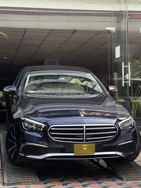 Mercedes Benz E Class 2022 for Sale in Lahore Image-1