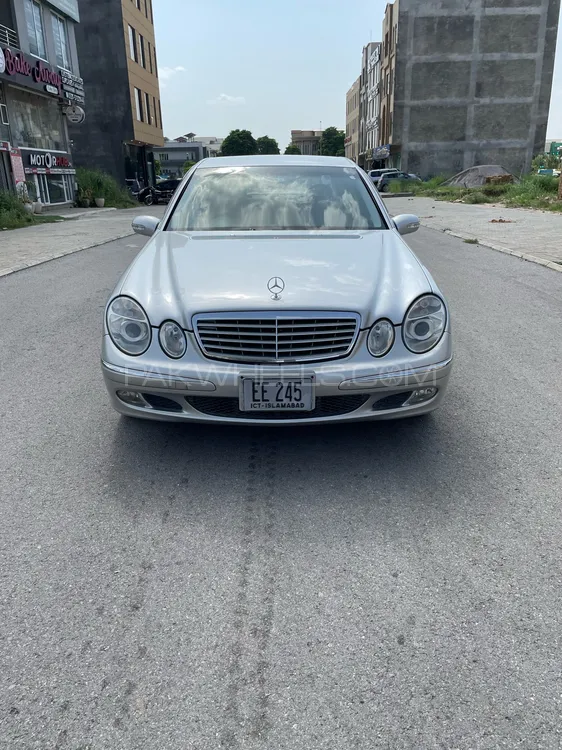 Mercedes Benz E Class 2003 for Sale in Islamabad Image-1