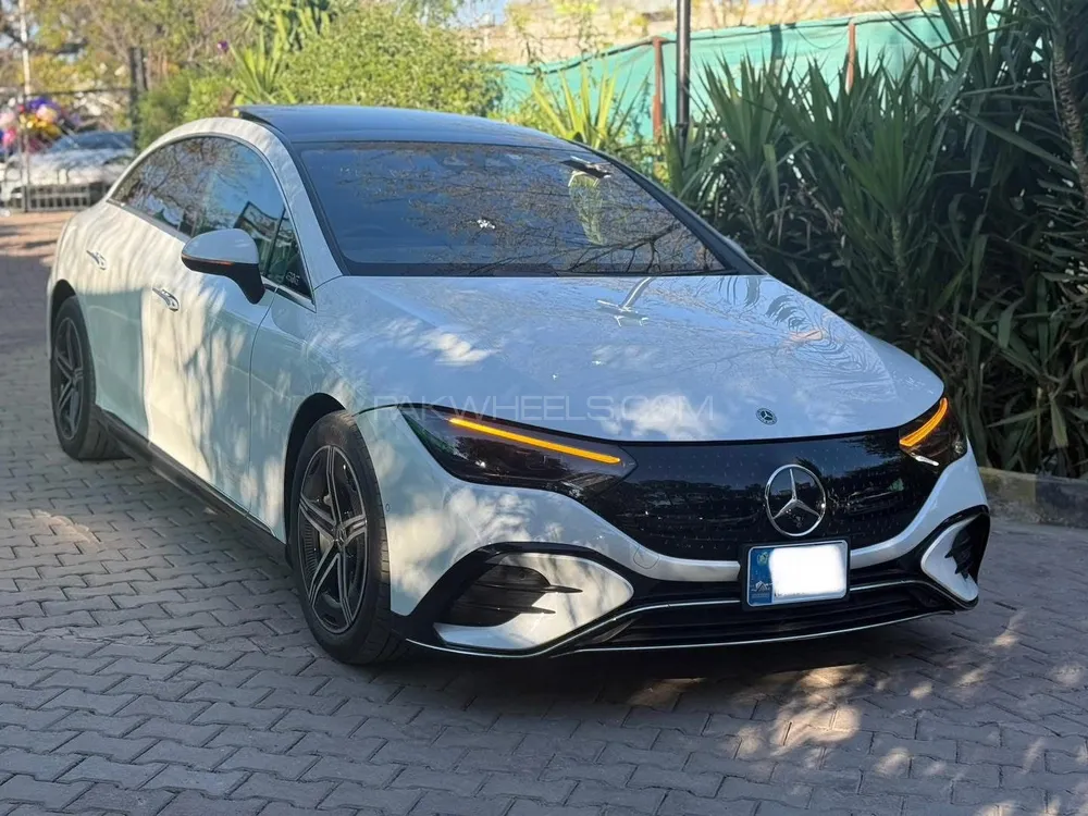 Mercedes Benz EQE 2023 for Sale in Islamabad Image-1