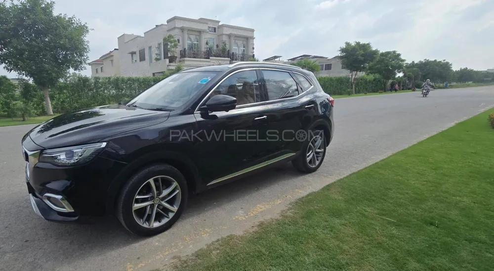 MG HS 2023 for Sale in Lahore Image-1