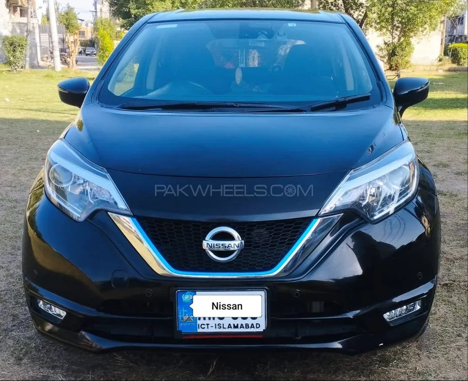 Nissan Note 2019 for Sale in Lahore Image-1