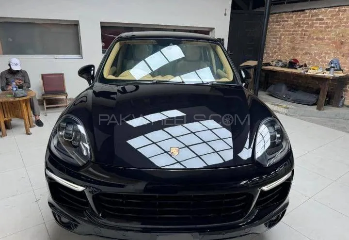 Porsche Cayenne 2017 for Sale in Islamabad Image-1