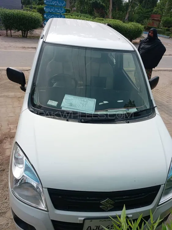 Suzuki Wagon R 2022 for Sale in Muzaffar Gargh Image-1