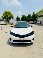 Toyota Corolla XLi VVTi 2015 for Sale