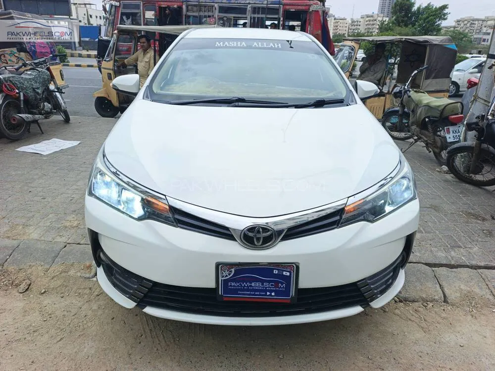 Toyota Corolla 2017 for Sale in Karachi Image-1