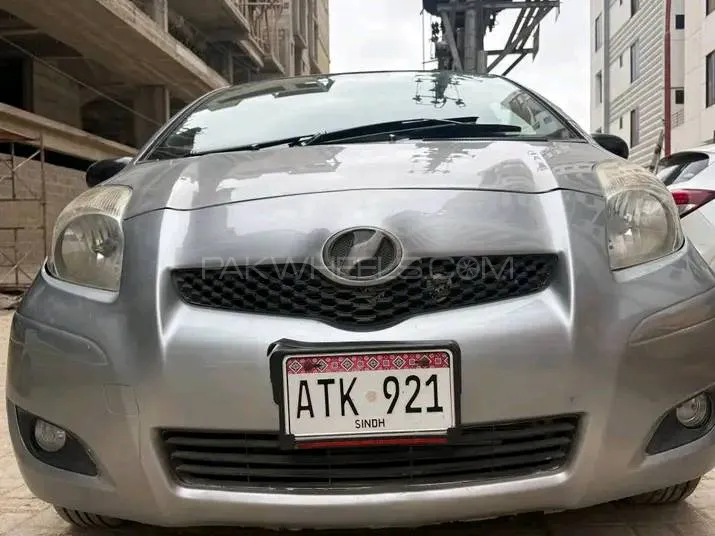 Toyota Vitz 2007 for Sale in Lahore Image-1