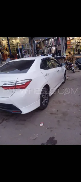 Toyota Corolla 2018 for Sale in Gujranwala Image-1