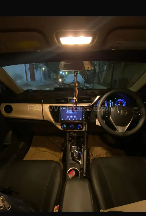 Toyota Corolla 2023 for Sale in Karachi Image-1