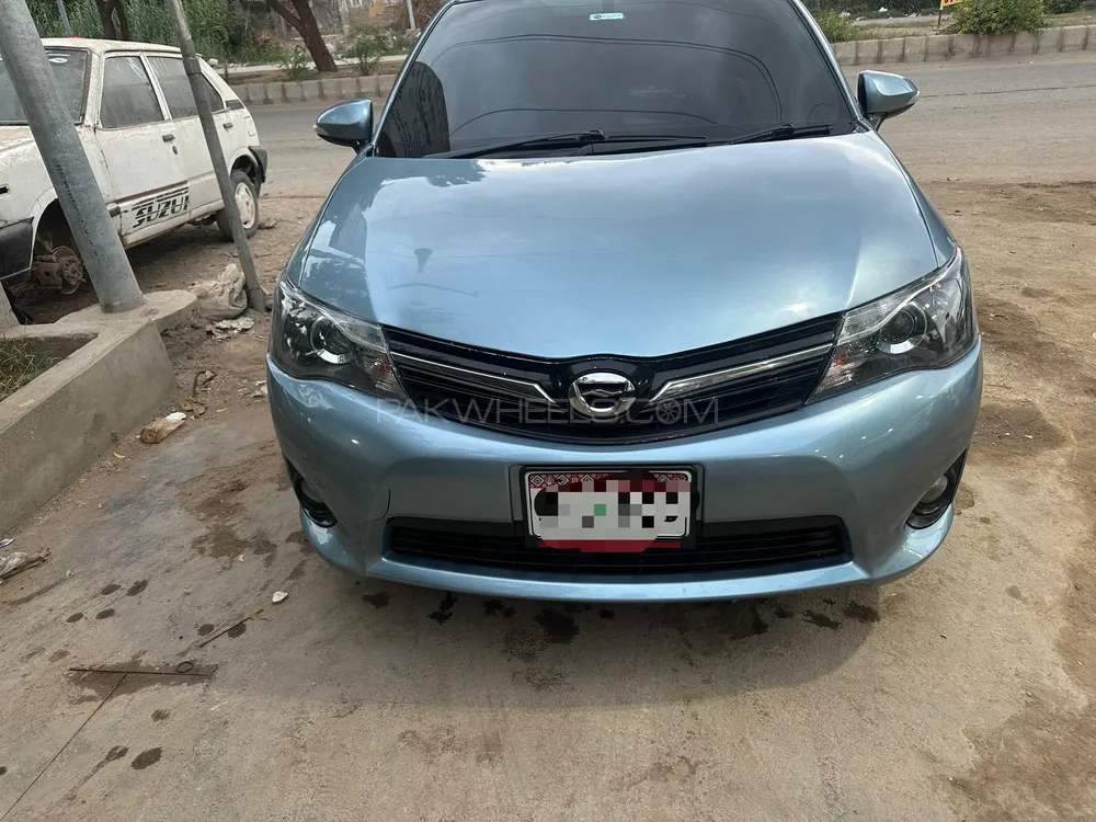 Toyota Corolla Axio 2014 for Sale in Karachi Image-1