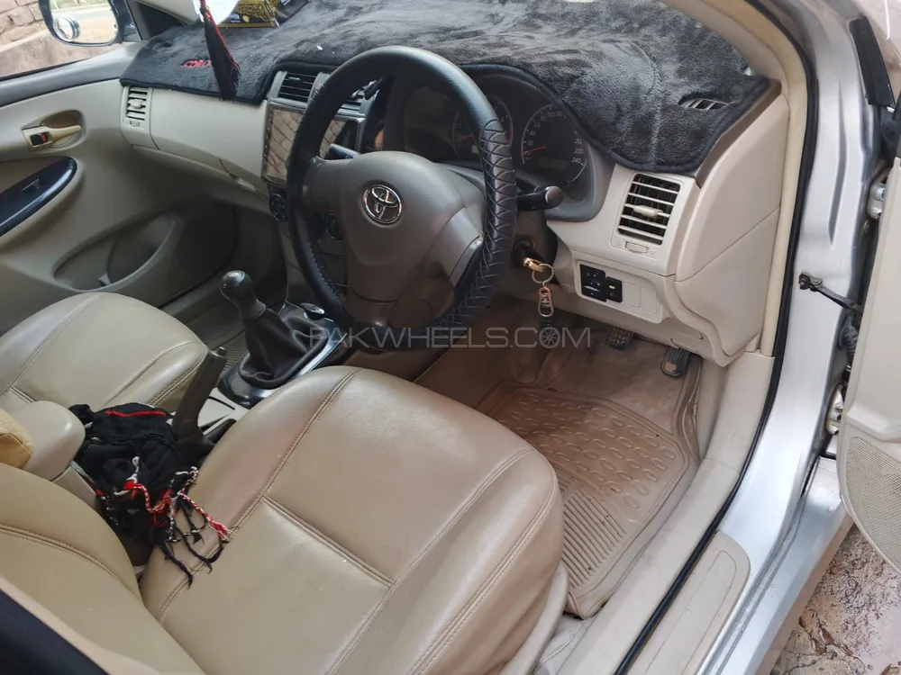 Toyota Corolla 2011 for Sale in Pind Dadan Khan Image-1