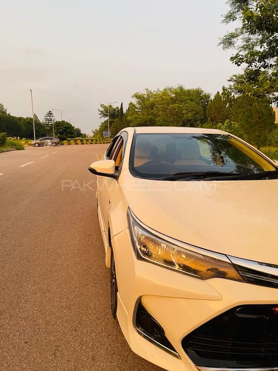 Toyota Corolla 2019 for Sale in Islamabad Image-1