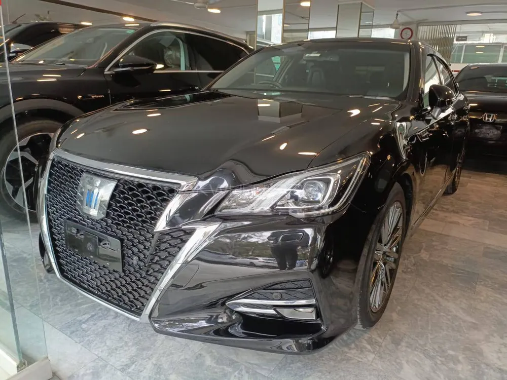 Toyota Crown 2015 for Sale in Islamabad Image-1