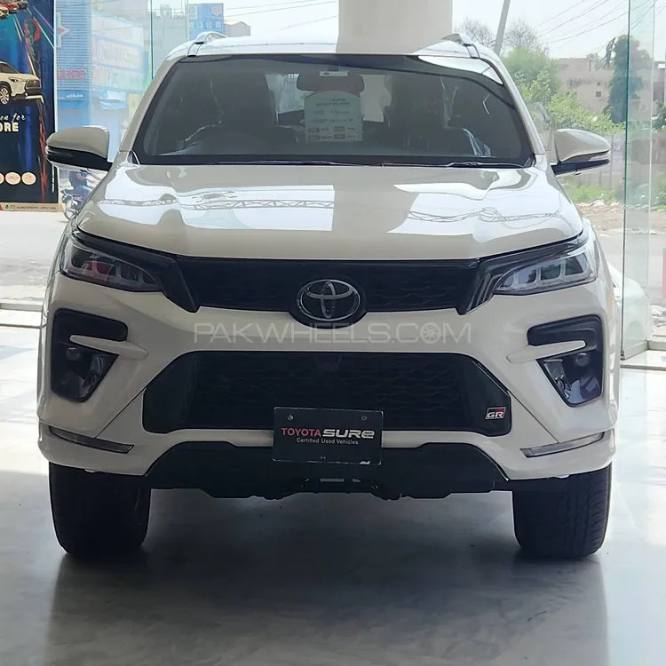 Toyota Fortuner 2023 for Sale in Lahore Image-1