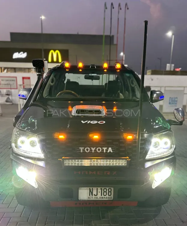Toyota Hilux 2006 for Sale in Lahore Image-1