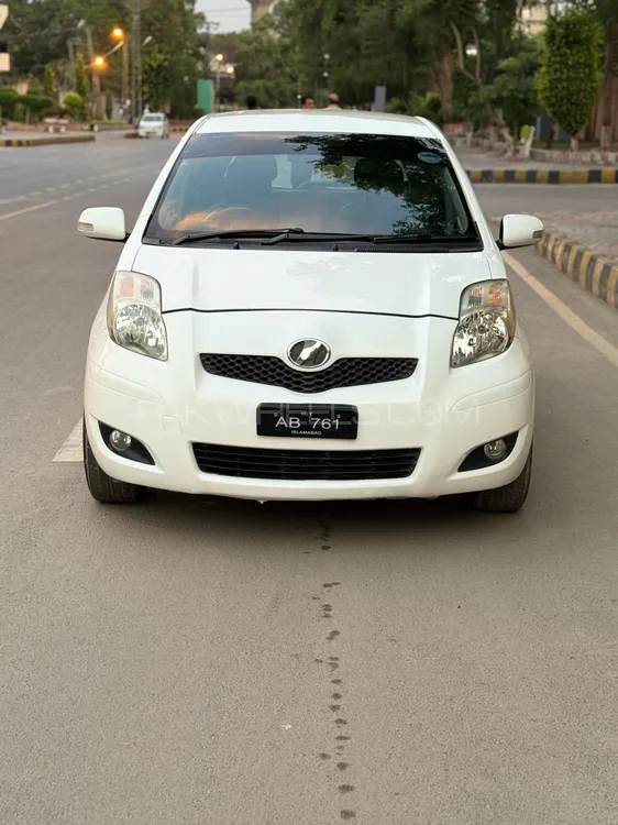 Toyota Vitz 2007 for Sale in Peshawar Image-1