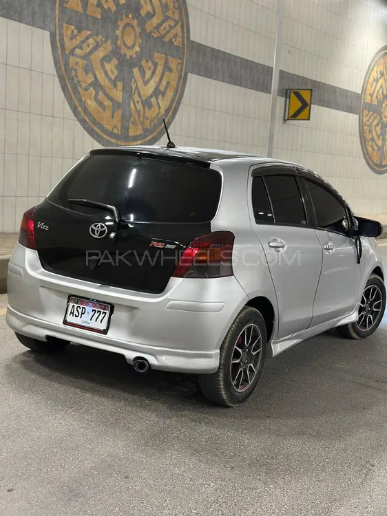 Toyota Vitz 2005 for Sale in Karachi Image-1
