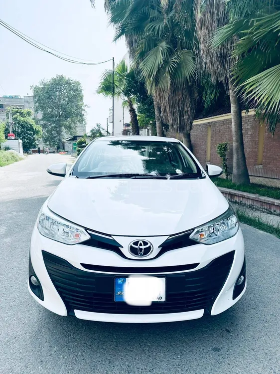Toyota Yaris Sedan 2022 for Sale in Faisalabad Image-1