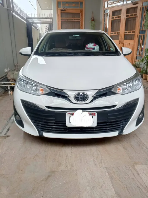 Toyota Yaris Sedan 2021 for Sale in Karachi Image-1