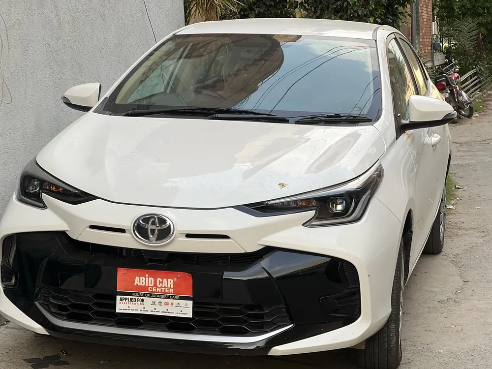 Toyota Yaris Sedan 2025 for Sale in Lahore Image-1